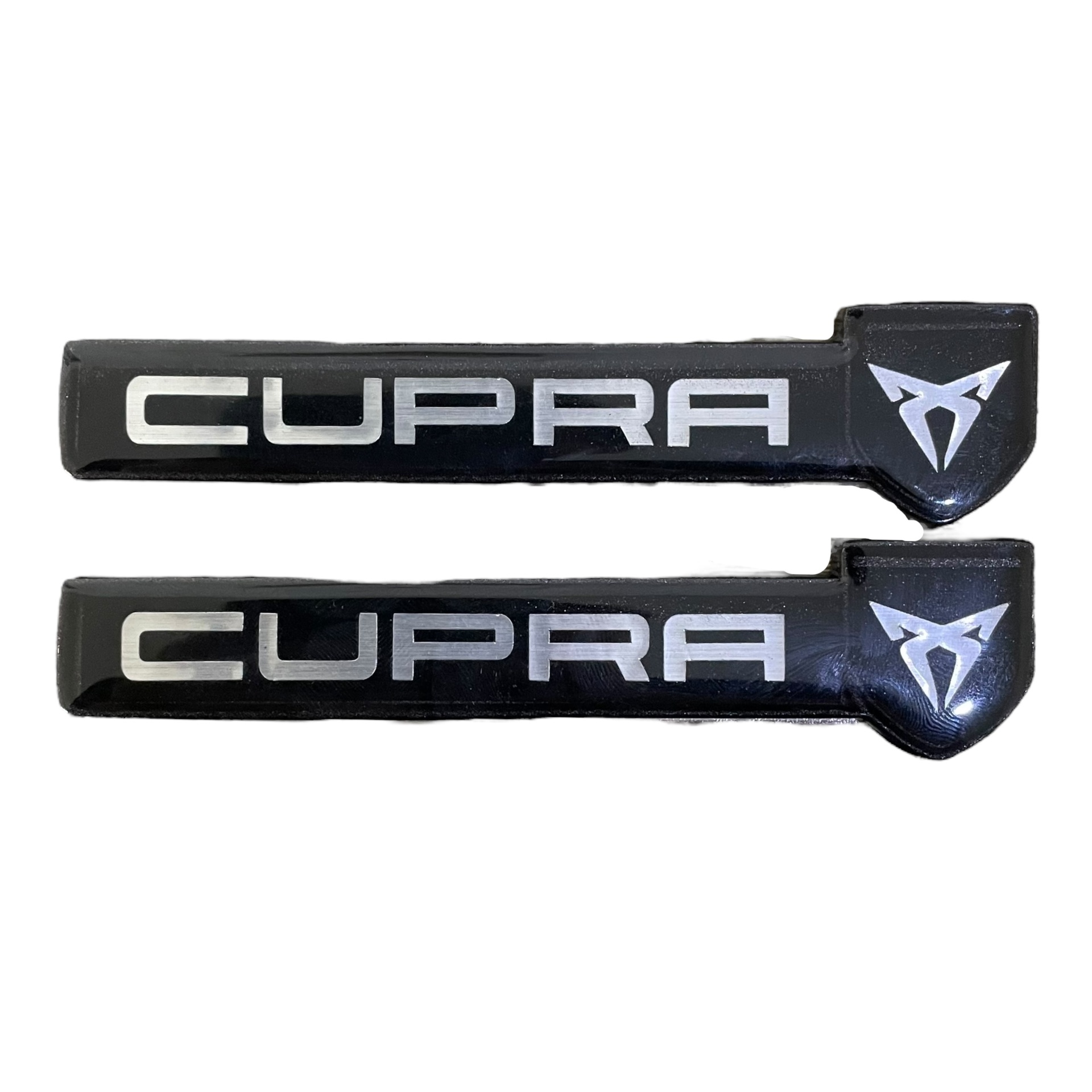 Emblema para salpicadera con escudo Cupra