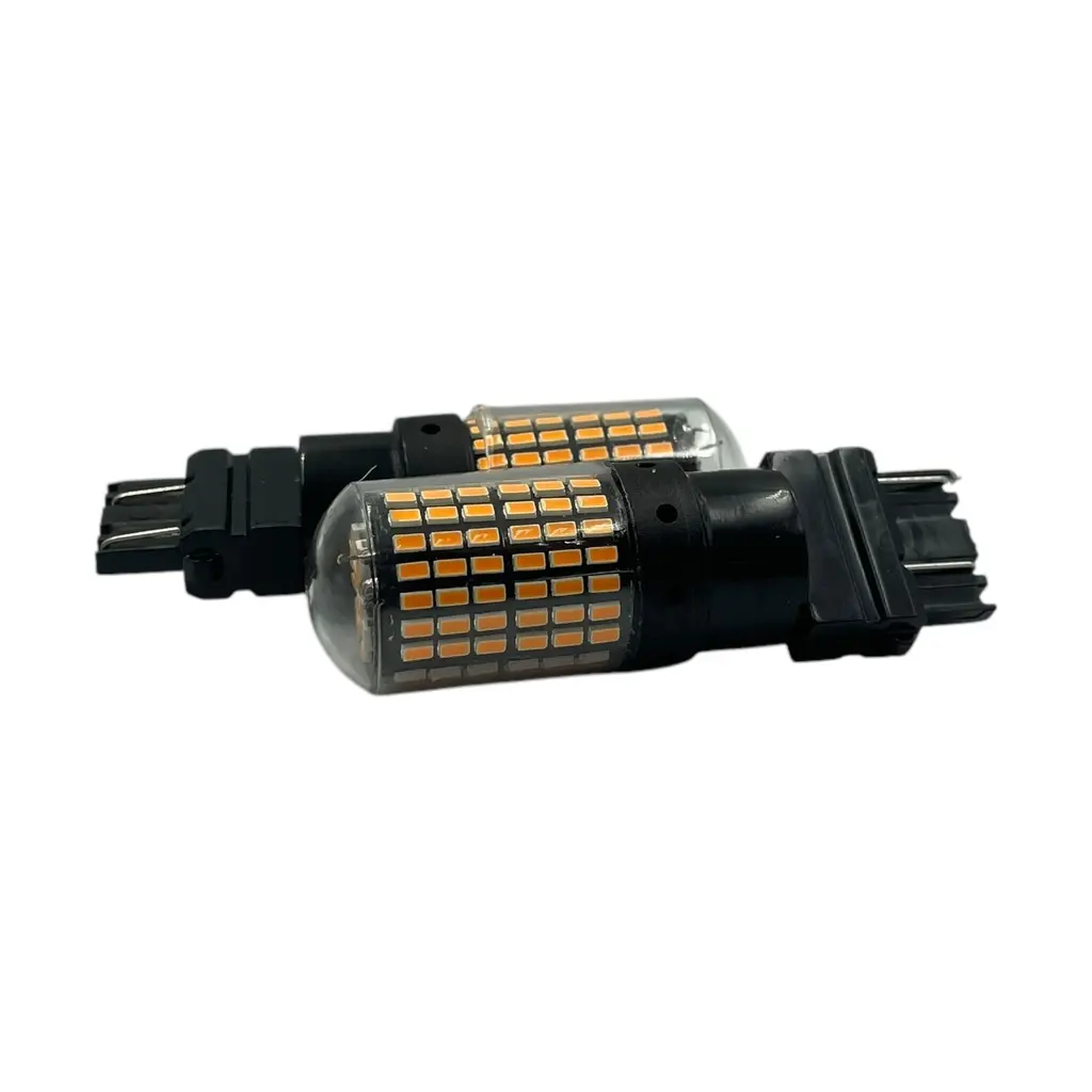 Foco automotriz ámbar 3157 de 144 LED 12/80V