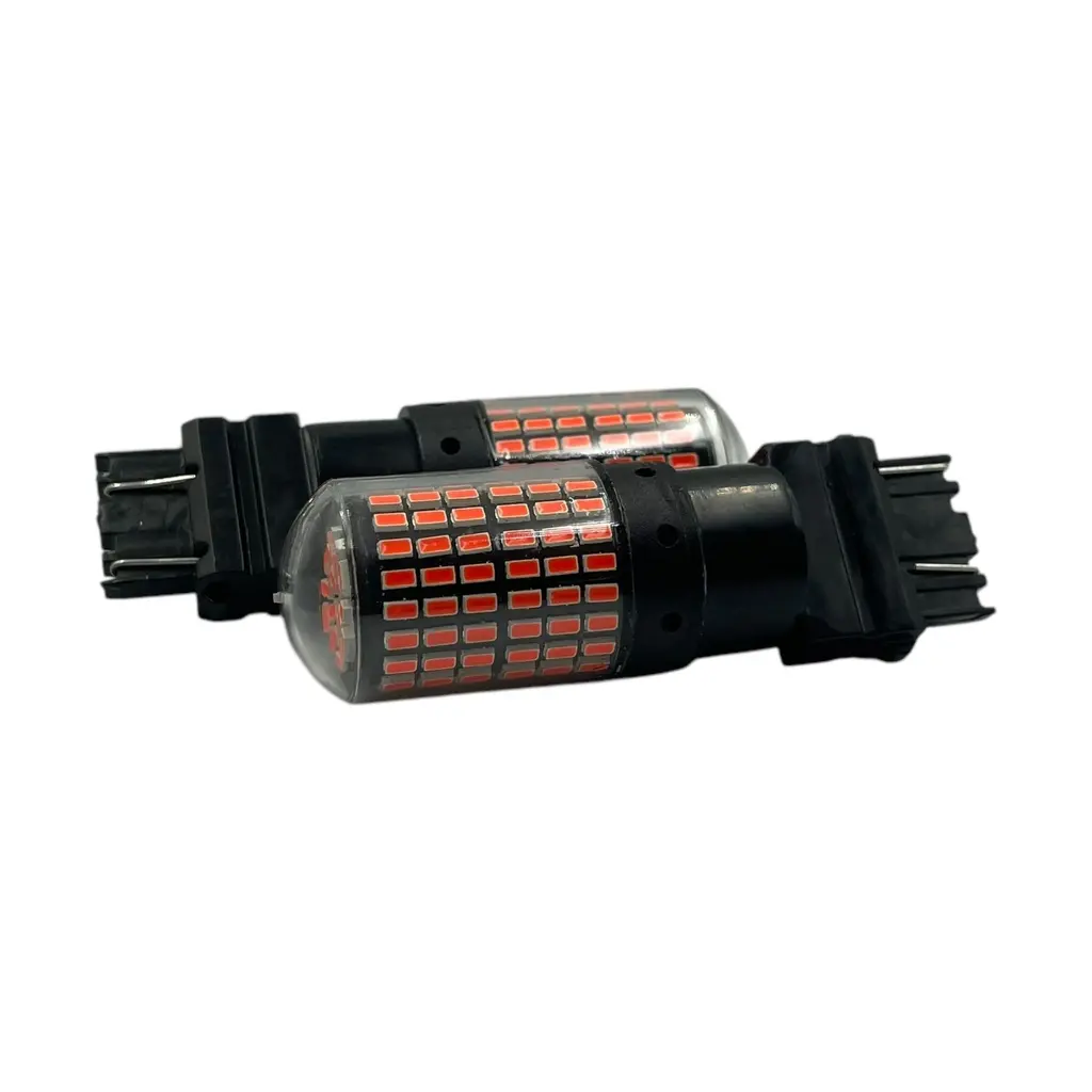 Foco automotriz rojo 3157 de 144 LED 12/80V