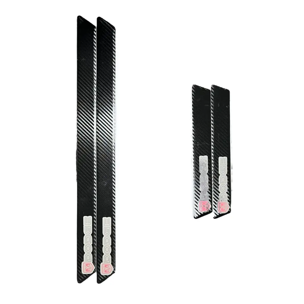 Embellecedor tipo fibra de carbono Dodge